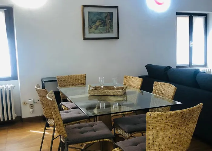 La Terrazza Di Aida, Con Terrazza Nel Centro Di Appartamento