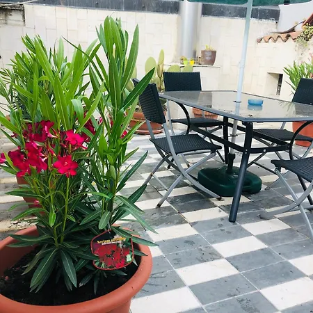 La Terrazza Di Aida Apartment *